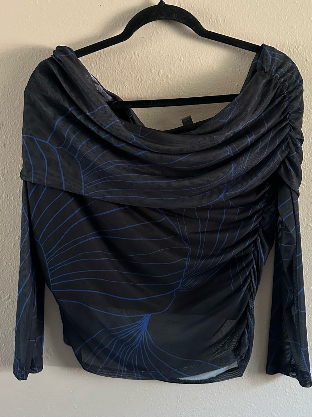 Worthington Off-Shoulder Navy and Black Ruched Long-Sleeve Shirt